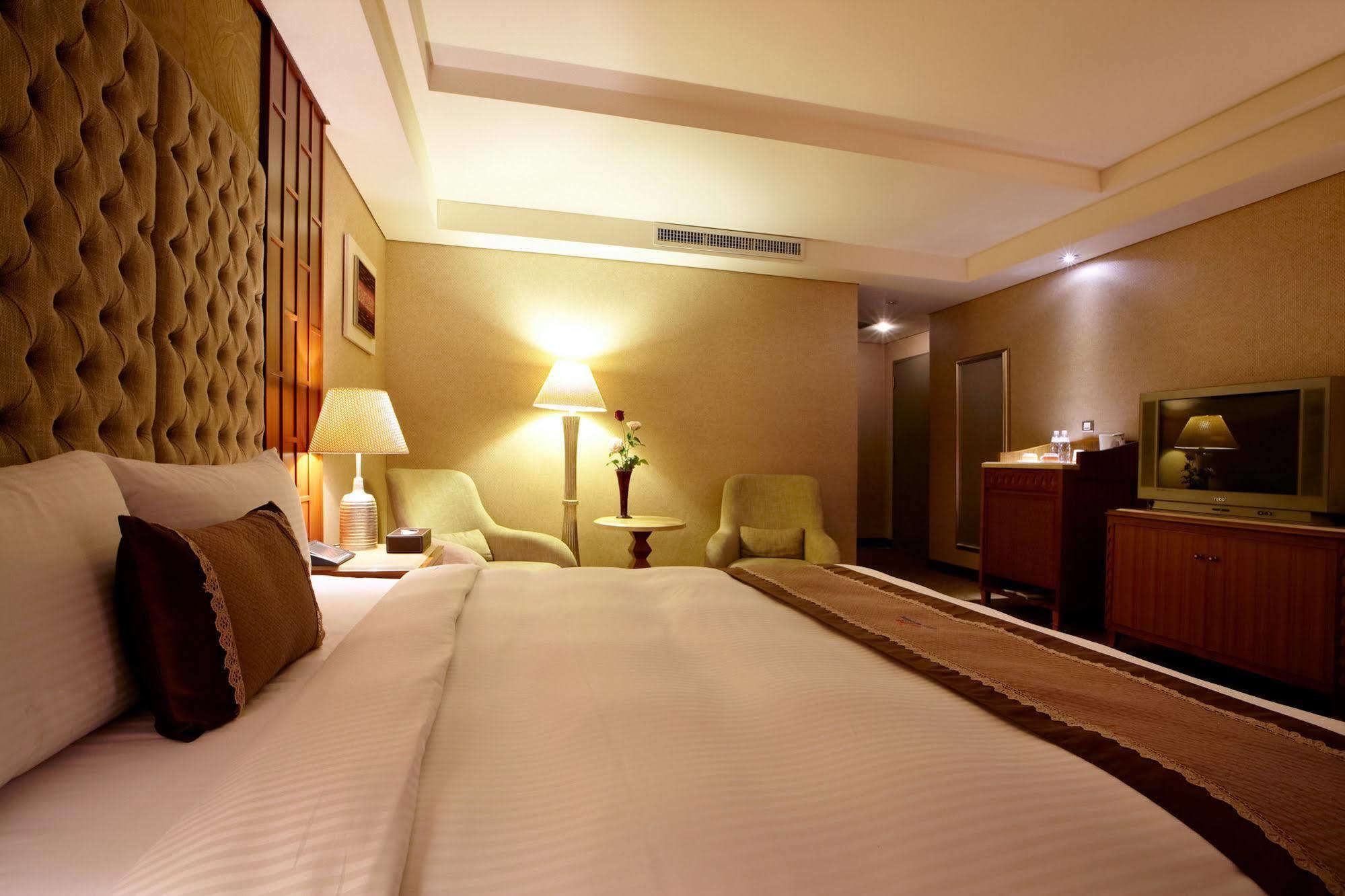 Beauty Hotels - Hsuanmei Boutique Taipei Eksteriør billede
